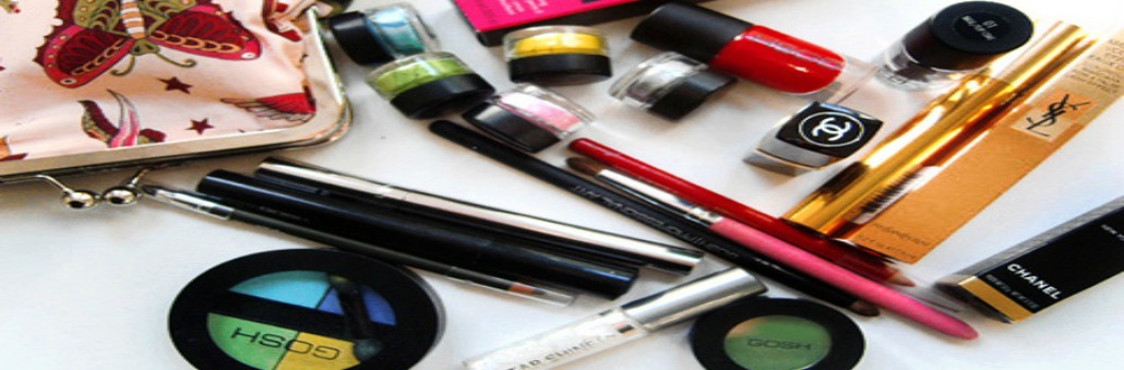 All About Makeup Bags…
